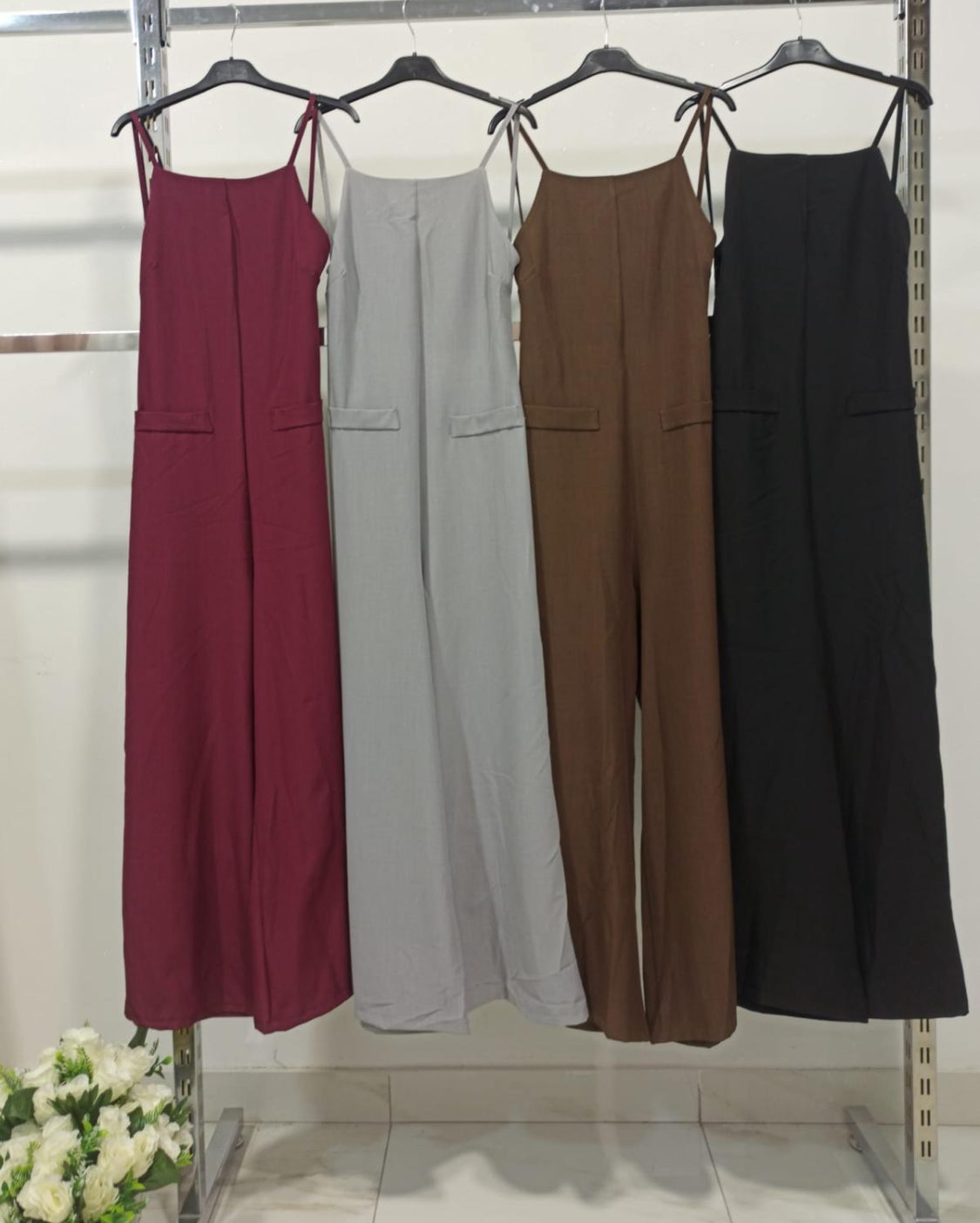 TRAJE INES