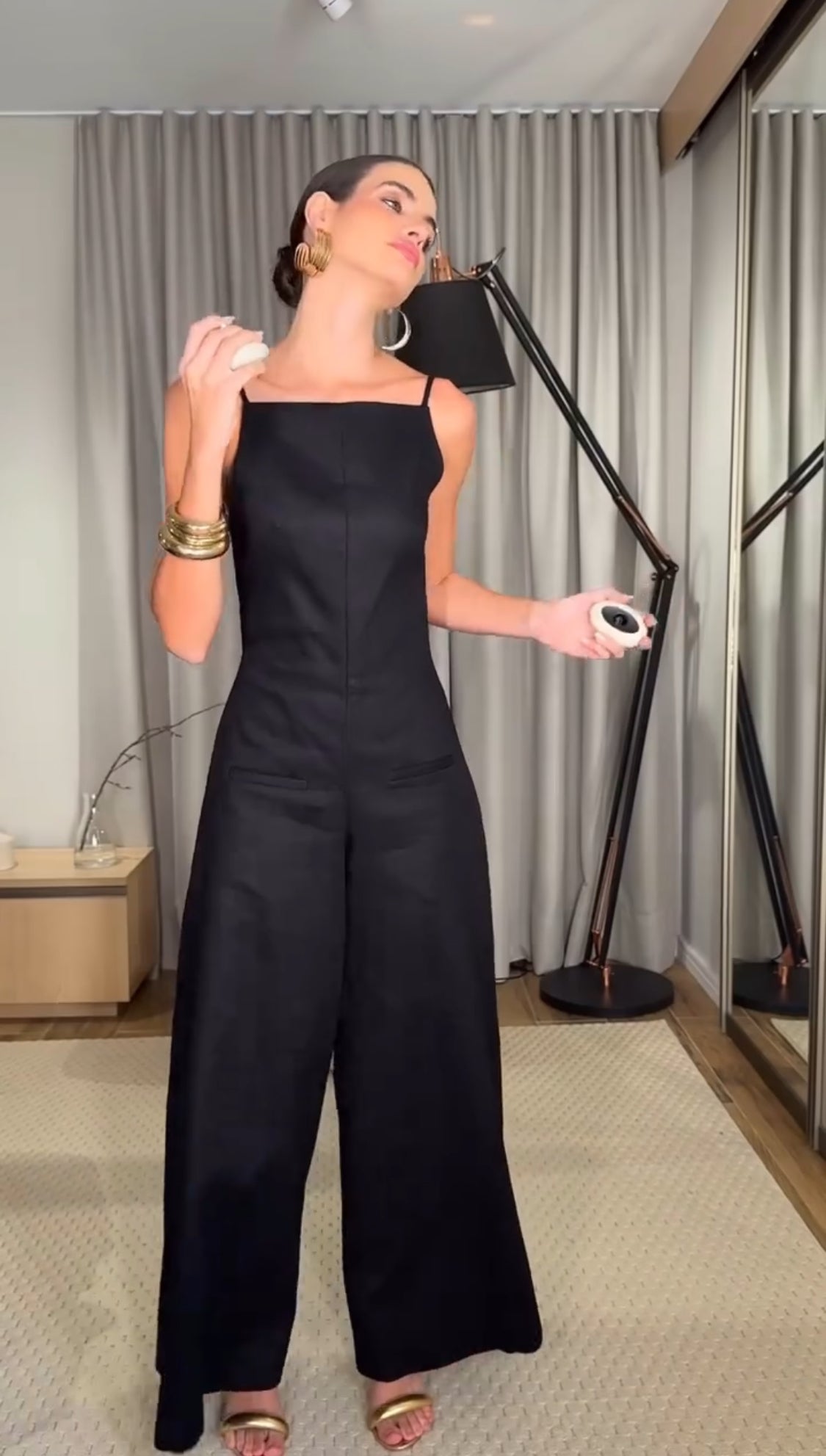 TRAJE INES