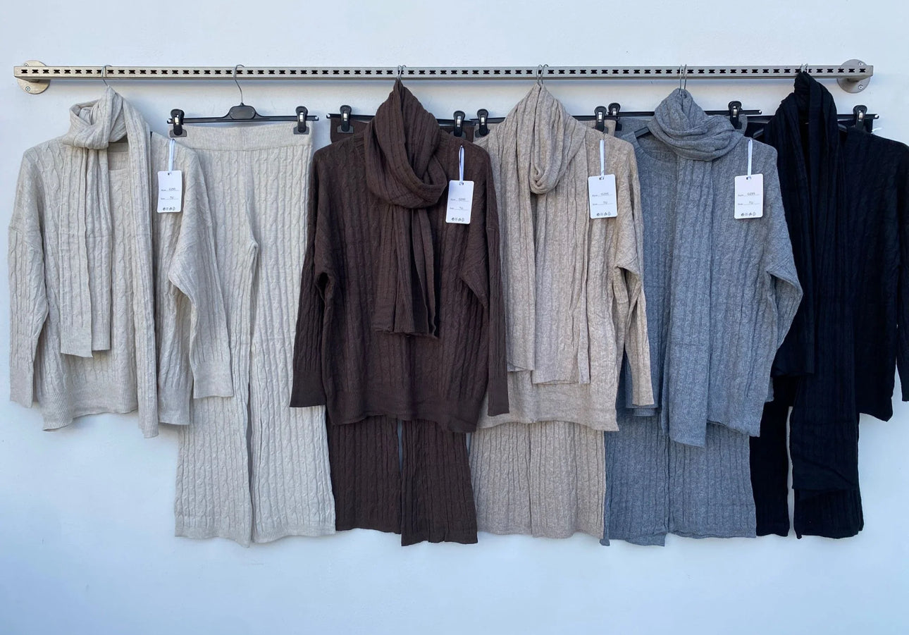 COORDINATO MOUNTAIN ( SCIARPA INCLUSA )