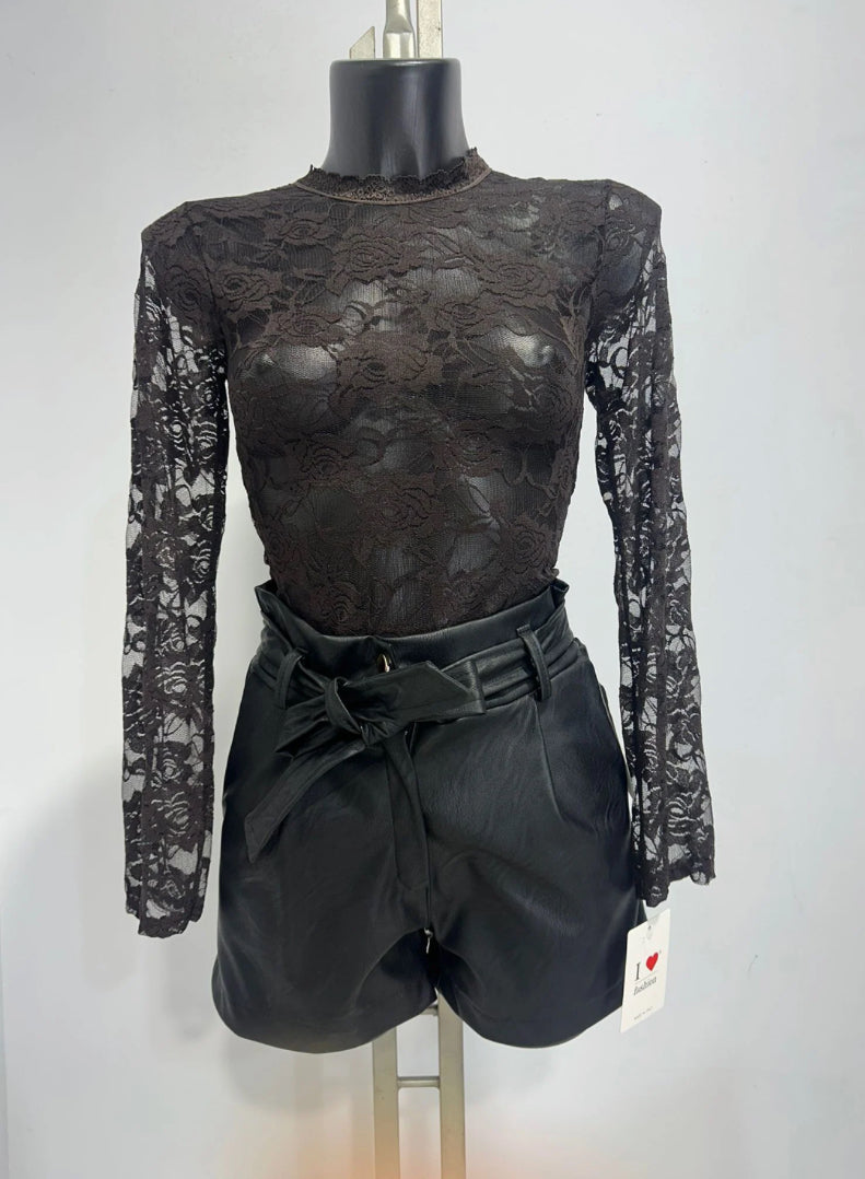COORDINATO FEILA ( SHORTS + BODY + GIACCA )