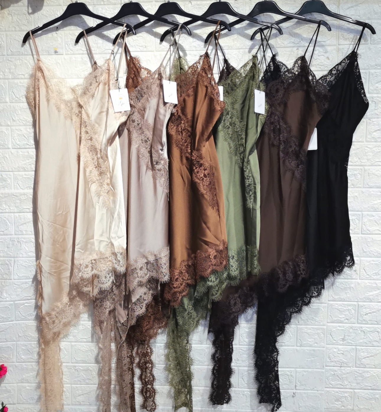 ABITO SATIN