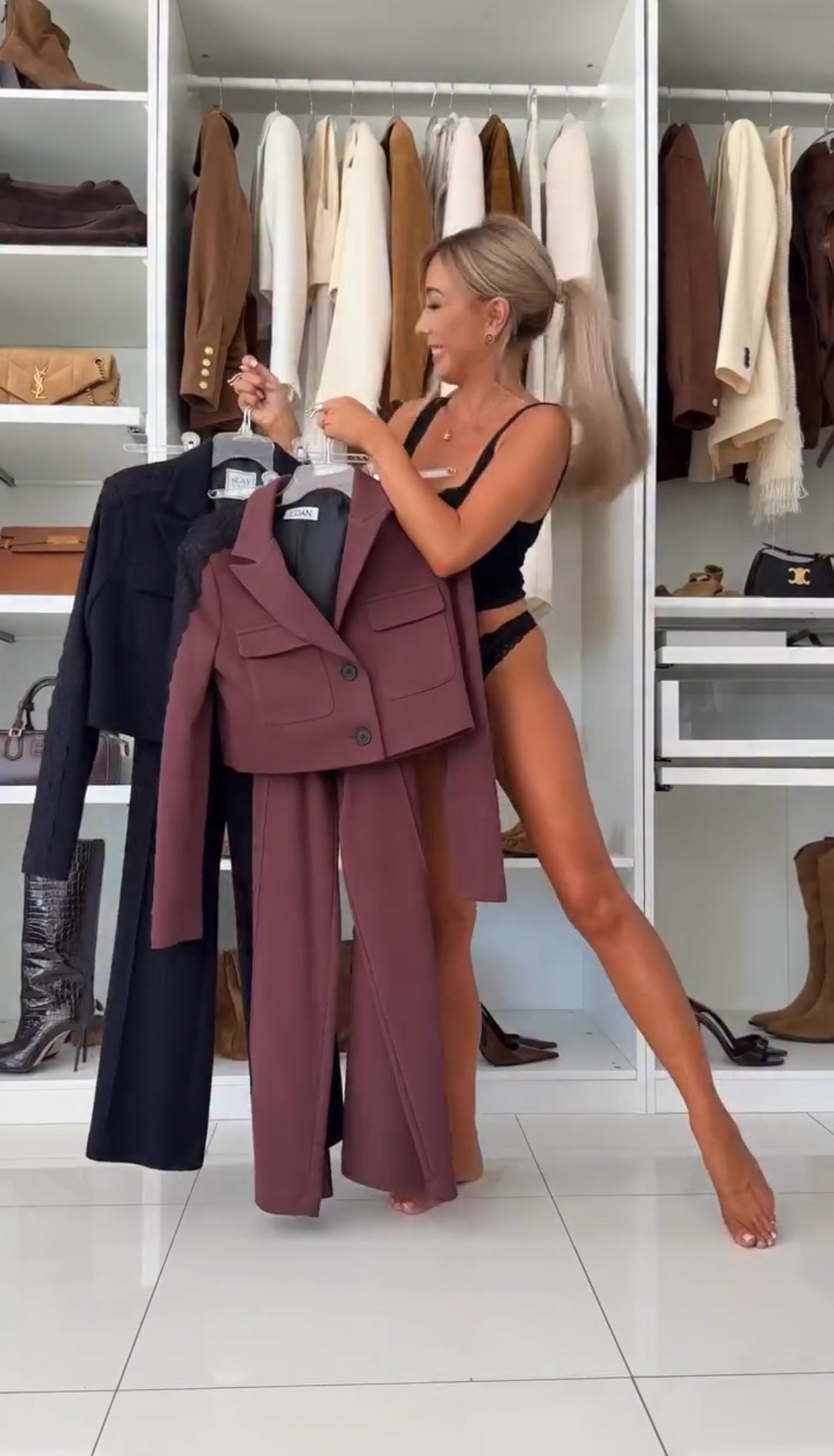 TAILLEUR MARTINEZ